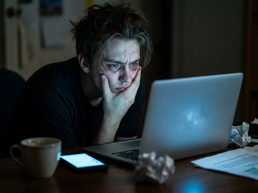 Full day of screens, eyes running dry?